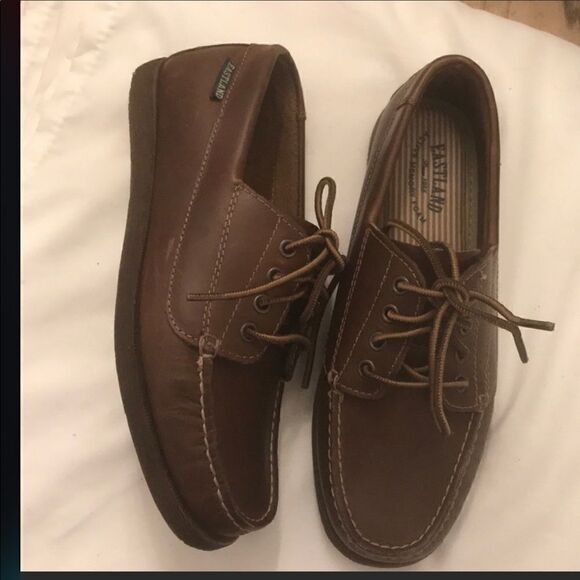 EASTLAND BROWN LEATHER DOCK SHOES.  NEW. - Picture 1 of 7